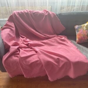 Vintage 80s pink blanket, fringed couch throw /